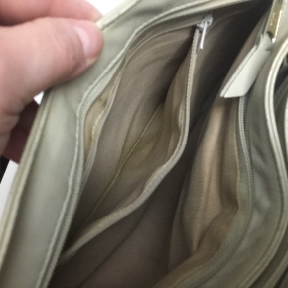 SAS Genuine Leather Crossbody Bag / Purse - Picture 9 of 16